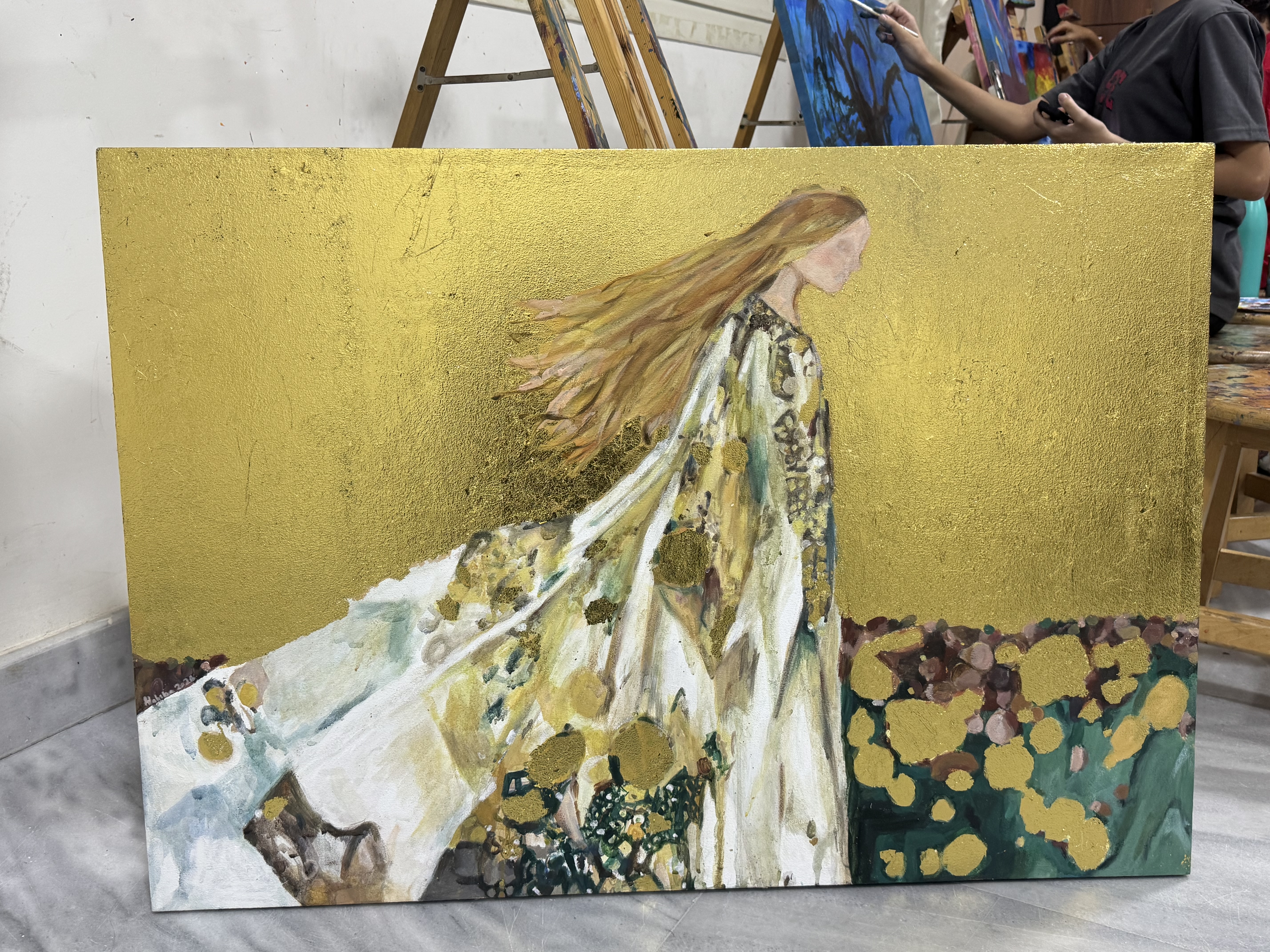 Woven in gold, an original piece by Habiba maarek